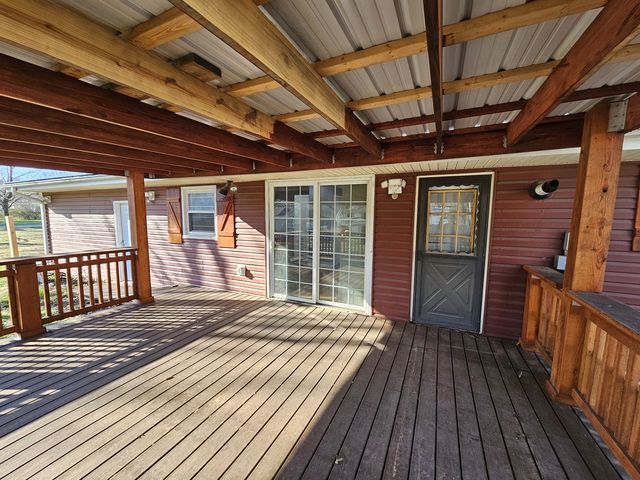 111 W Hickory Street, Bluford, IL 62814