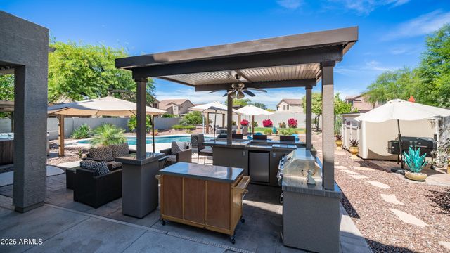 7526 E ORION Circle, Mesa, AZ 85207