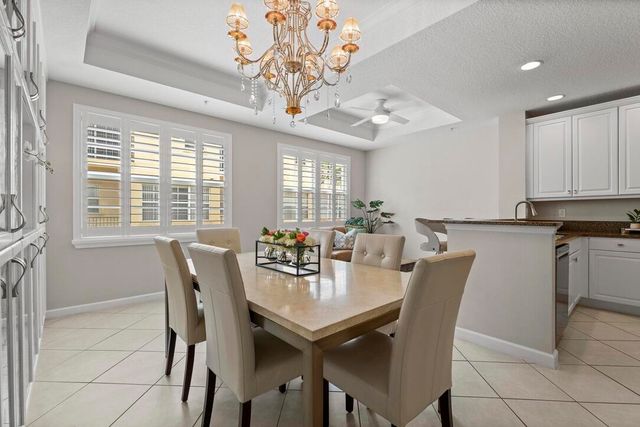 2305 Amalfi Way, Palm Beach Gardens, FL 33410