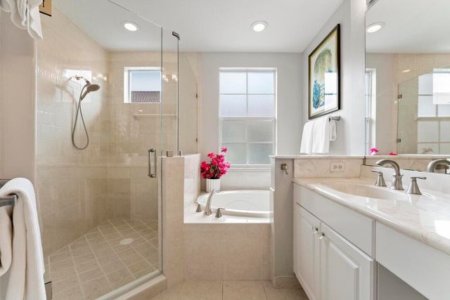 2305 Amalfi Way, Palm Beach Gardens, FL 33410