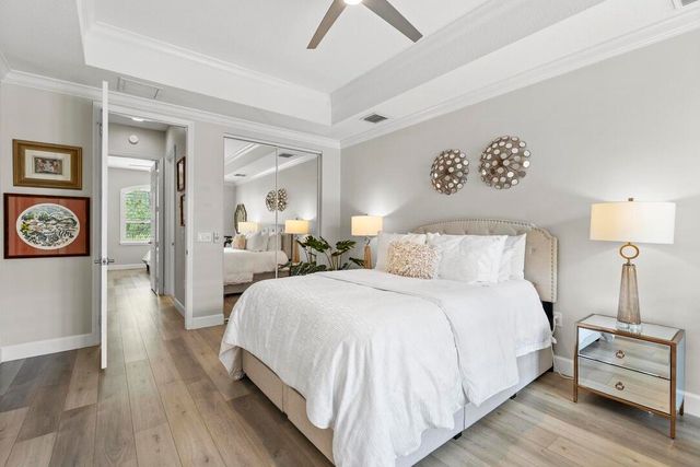 2305 Amalfi Way, Palm Beach Gardens, FL 33410