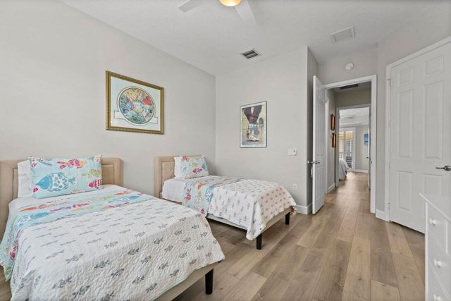 2305 Amalfi Way, Palm Beach Gardens, FL 33410