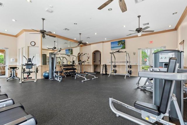 2305 Amalfi Way, Palm Beach Gardens, FL 33410