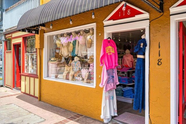 1780 48th Avenue, Capitola, CA 95010