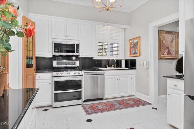 1208 N Main Street, Tarboro, NC 27886