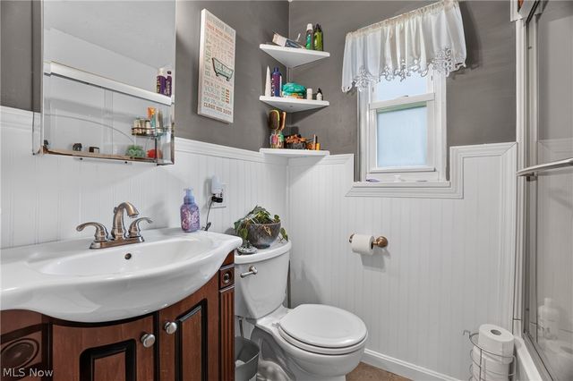 2701 Tuxedo Avenue, Parma, OH 44134