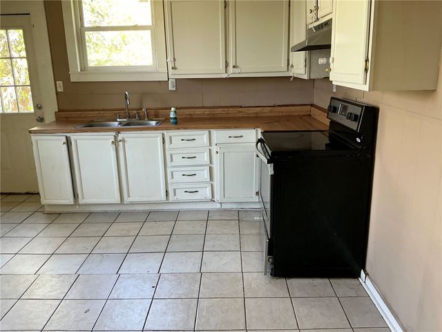 11 Humbert Street, Seneca, SC 29678