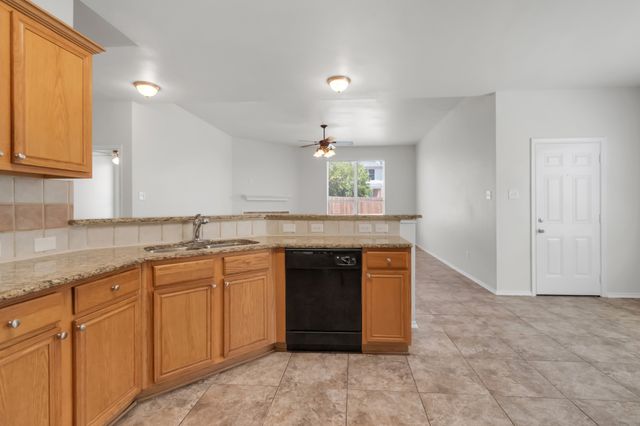 1068 Westbrook Court, Grand Prairie, TX 75052