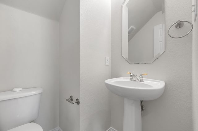 1068 Westbrook Court, Grand Prairie, TX 75052
