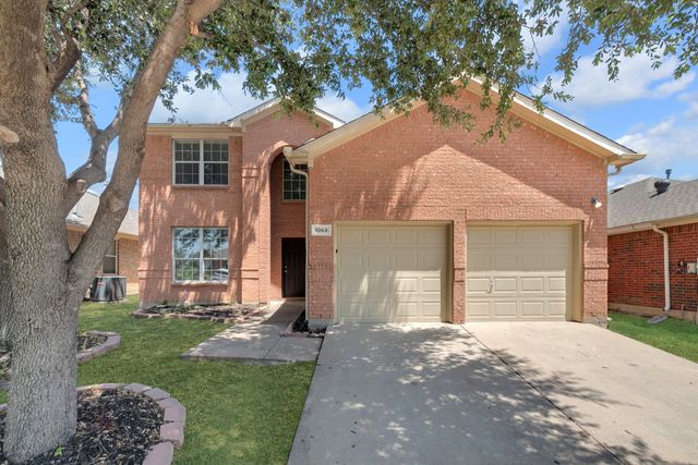1068 Westbrook Court, Grand Prairie, TX 75052