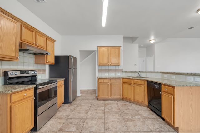 1068 Westbrook Court, Grand Prairie, TX 75052