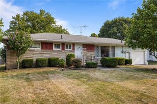 7620 Saint Joseph Road, Niagara, NY 14304