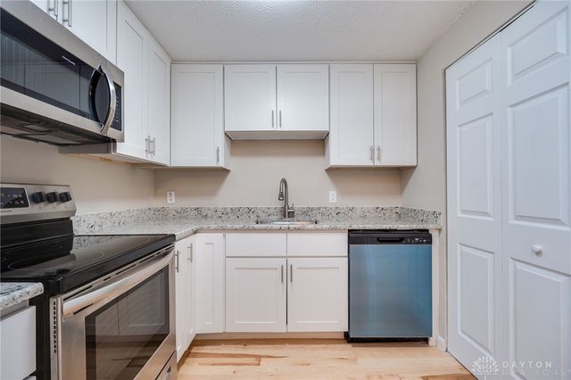 4426 Rainbrook Way, Dayton, OH 45424