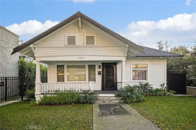 7251 Painter Avenue, Whittier, CA 90602