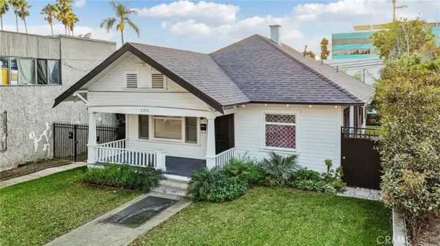 7251 Painter Avenue, Whittier, CA 90602