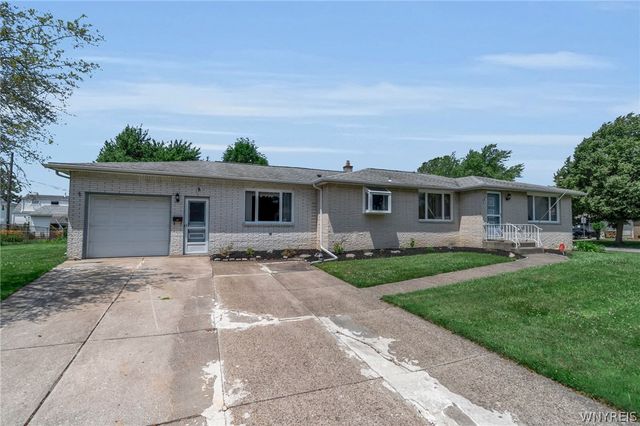 8 Lois Drive, Cheektowaga, NY 14227