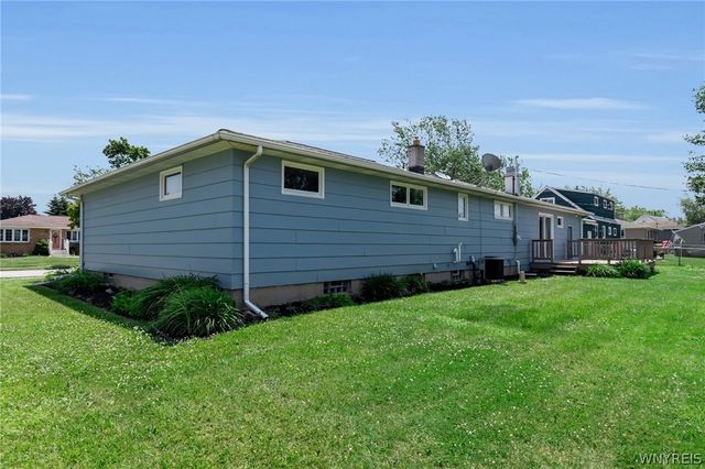 8 Lois Drive, Cheektowaga, NY 14227