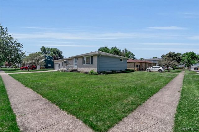 8 Lois Drive, Cheektowaga, NY 14227