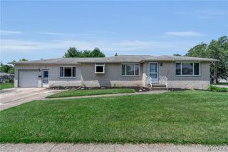 8 Lois Drive, Cheektowaga, NY 14227