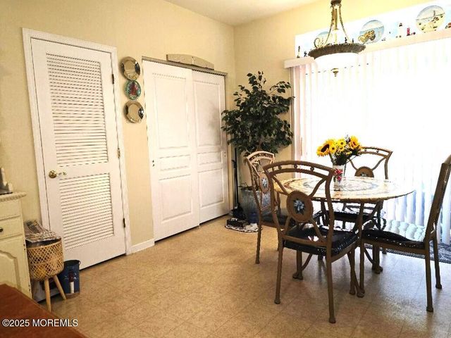 50 Marigold Lane, Little Egg Harbor, NJ 08087