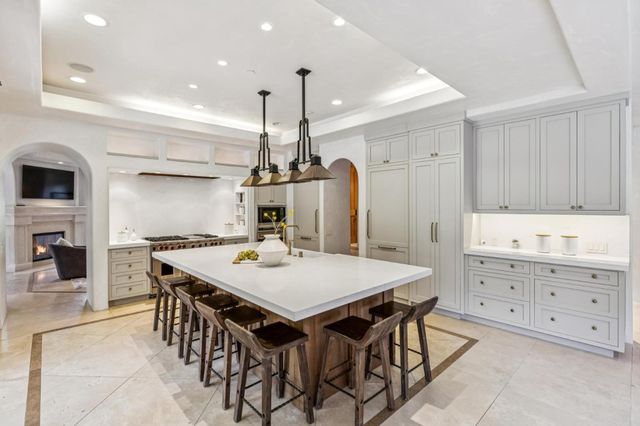 90 Reservoir Road, Los Gatos, CA 95030