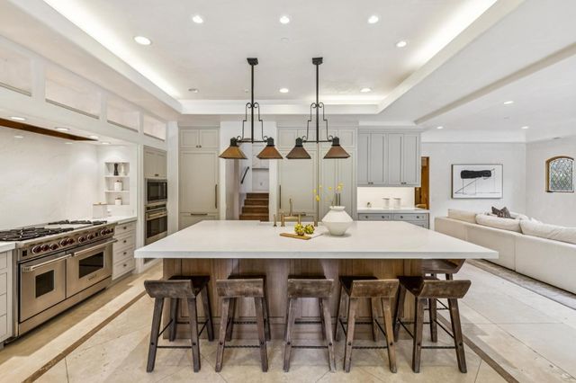 90 Reservoir Road, Los Gatos, CA 95030