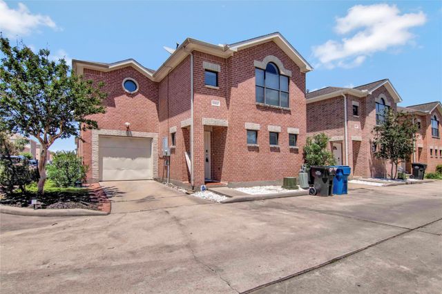 5951 South Loop E 4, Houston, TX 77033