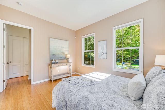 12115 Big Leaf Way NE, Redmond, WA 98053