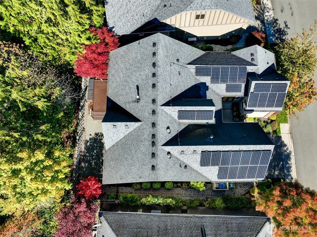 12115 Big Leaf Way NE, Redmond, WA 98053