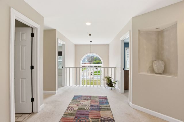 108 Albemarle Dr, Tullahoma, TN 37388