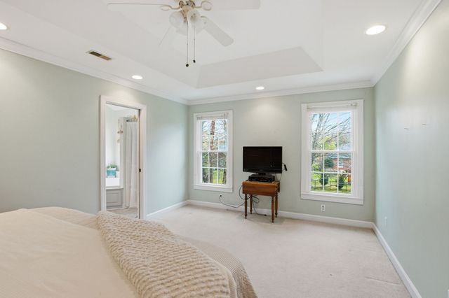 108 Albemarle Dr, Tullahoma, TN 37388