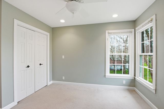 108 Albemarle Dr, Tullahoma, TN 37388