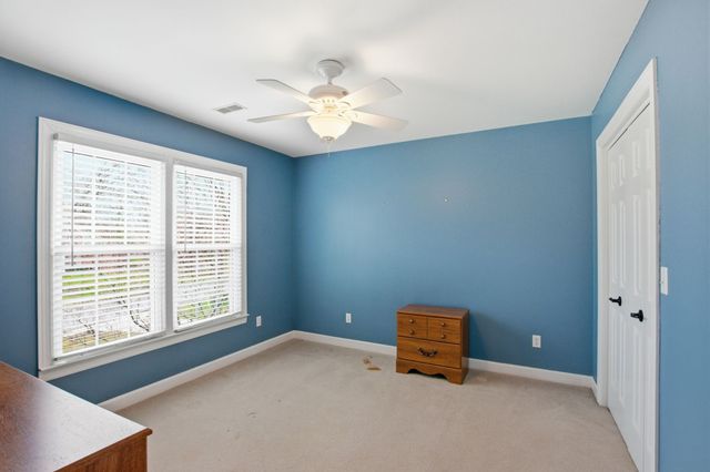 108 Albemarle Dr, Tullahoma, TN 37388