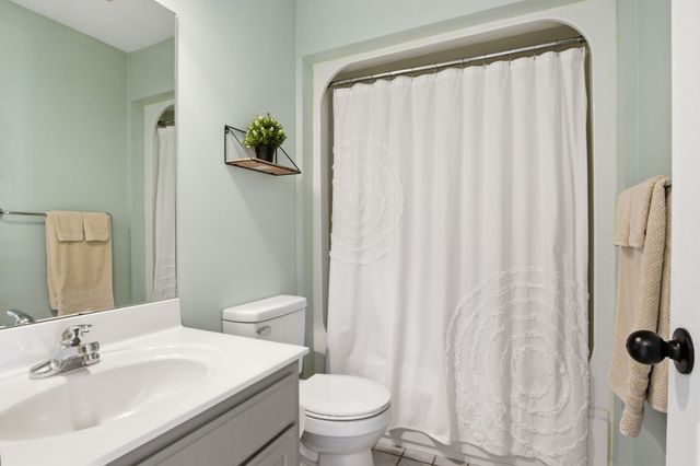 108 Albemarle Dr, Tullahoma, TN 37388