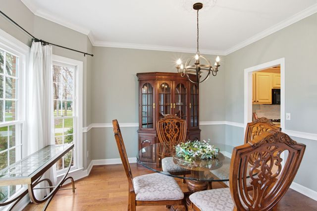 108 Albemarle Dr, Tullahoma, TN 37388