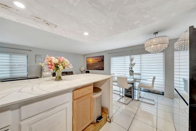 3033 W Missionwood Ln C-II, Miramar, FL 33025