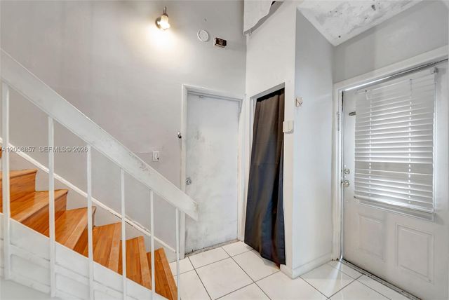 3033 W Missionwood Ln C-II, Miramar, FL 33025