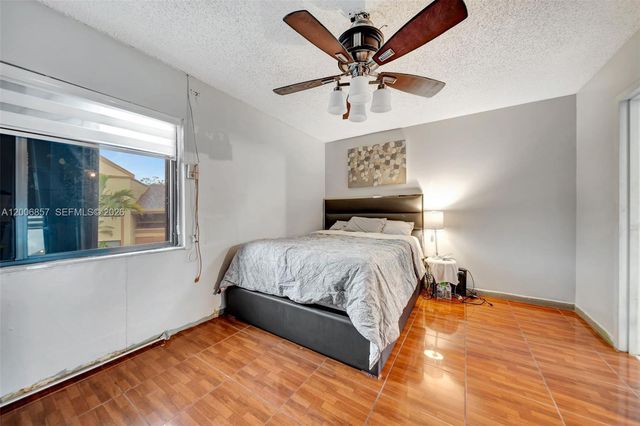 3033 W Missionwood Ln C-II, Miramar, FL 33025