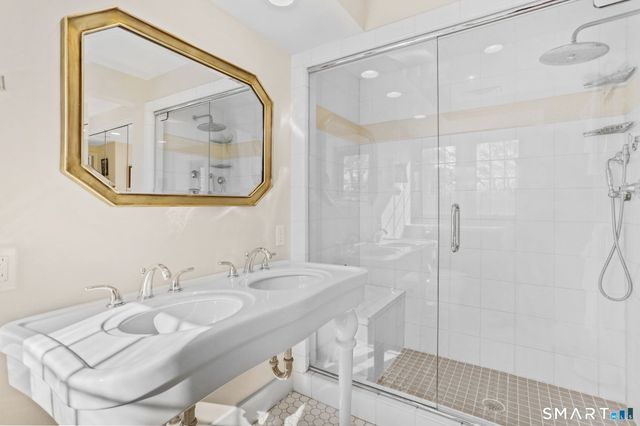 705 Weed Street 7, New Canaan, CT 06840