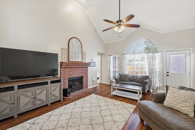 7958 Crystal Creek Circle, Fort Worth, TX 76137