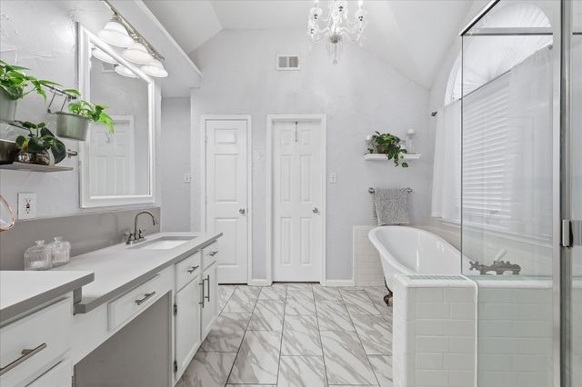 7958 Crystal Creek Circle, Fort Worth, TX 76137