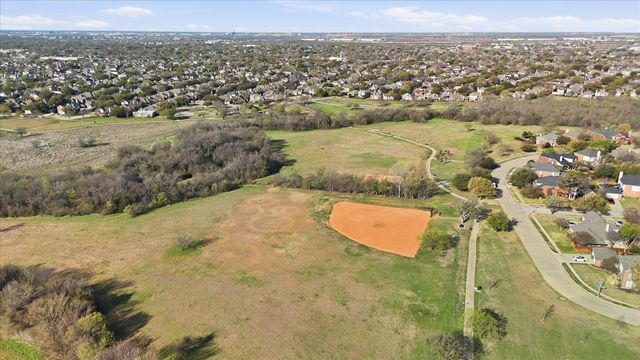 7958 Crystal Creek Circle, Fort Worth, TX 76137