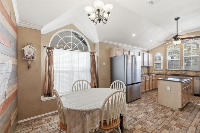 7958 Crystal Creek Circle, Fort Worth, TX 76137