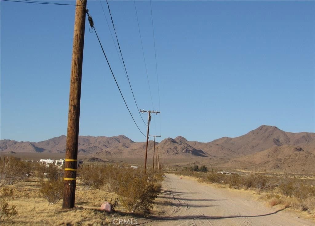 17485 Fern Road, Lucerne Valley, CA 92356