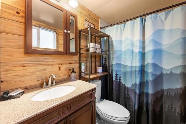 727 Elysian Boulevard, Big Bear City, CA 92314