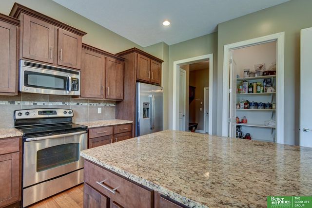 19816 Ash Street, Gretna, NE 68028