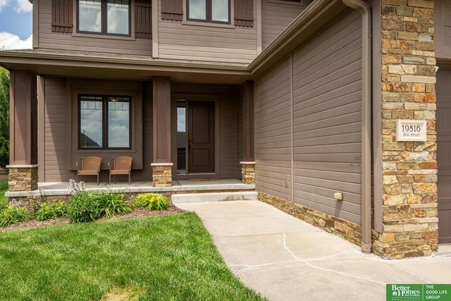 19816 Ash Street, Gretna, NE 68028