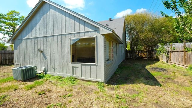 1203 Beckwood Circle, Houston, TX 77014