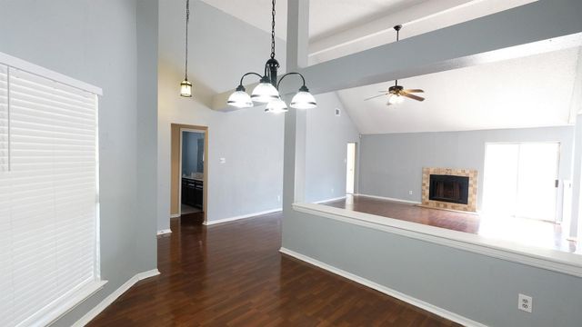 1203 Beckwood Circle, Houston, TX 77014