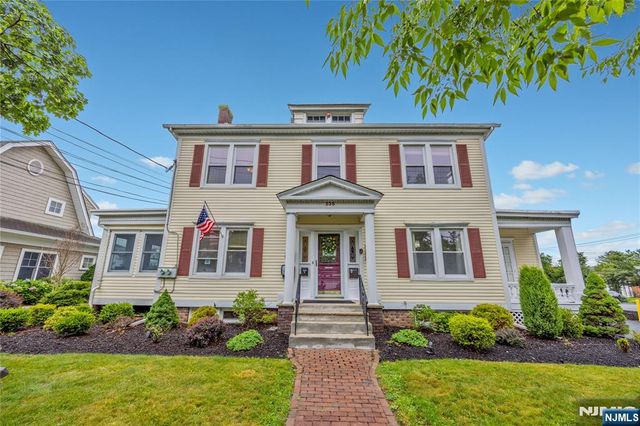 235 Everett Avenue, Wyckoff, NJ 07481
